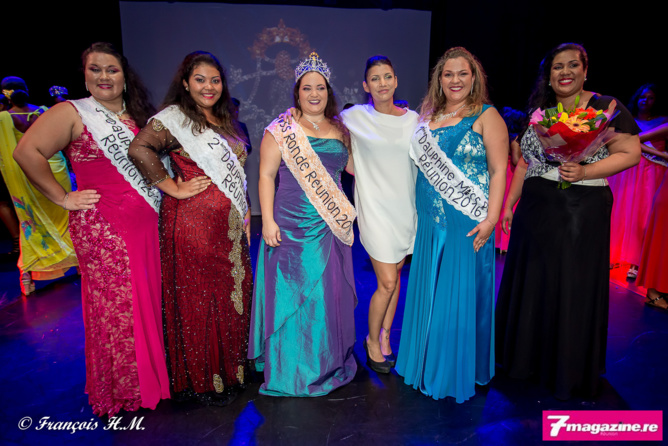 Avec Jessica Pitou, l'animatrice de la soirée Avec Jessica Pitou, l'animatrice de la soirée