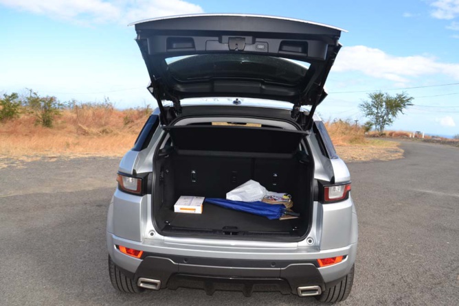 Un grand coffre, avec ouverture "mains libres" du hayon sur certaines versions Un grand coffre, avec ouverture "mains libres" du hayon sur certaines versions