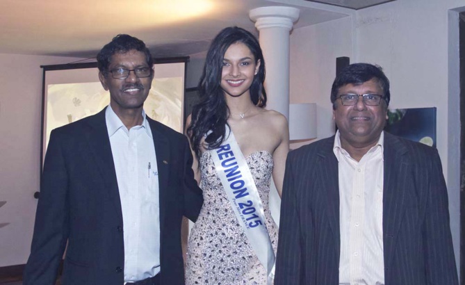 Azuima avec des invités Azuima avec des invités