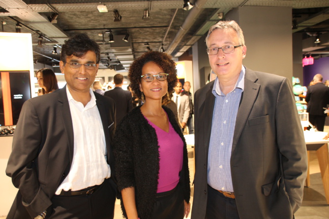 Daniel Ramsamy, délégué régional Orange Réunion Mayotte, Géraldine Drula, et Alain Smerecki Daniel Ramsamy, délégué régional Orange Réunion Mayotte, Géraldine Drula, et Alain Smerecki
