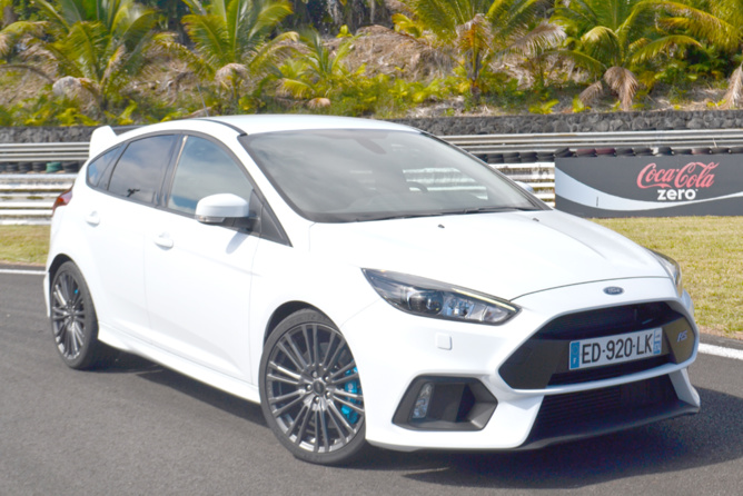 Quatre modèles d'un coup chez CMM Quatre modèles d'un coup chez CMM