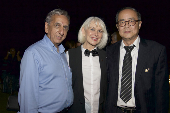 Aziz Patel, Isabelle Lemarchand, et Dominique Tsé Aziz Patel, Isabelle Lemarchand, et Dominique Tsé