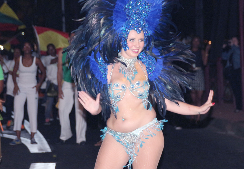 Marché de nuit à Saint-Denis<br>Sur des airs de samba...