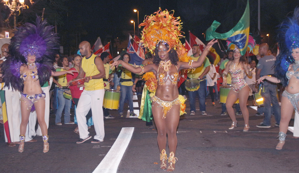 Marché de nuit à Saint-Denis<br>Sur des airs de samba...