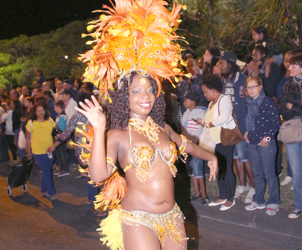Marché de nuit à Saint-Denis<br>Sur des airs de samba...