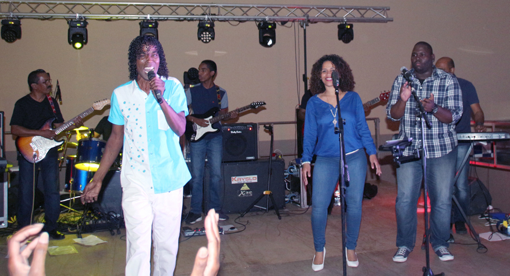 La Nuit Hits Créole à La Mare