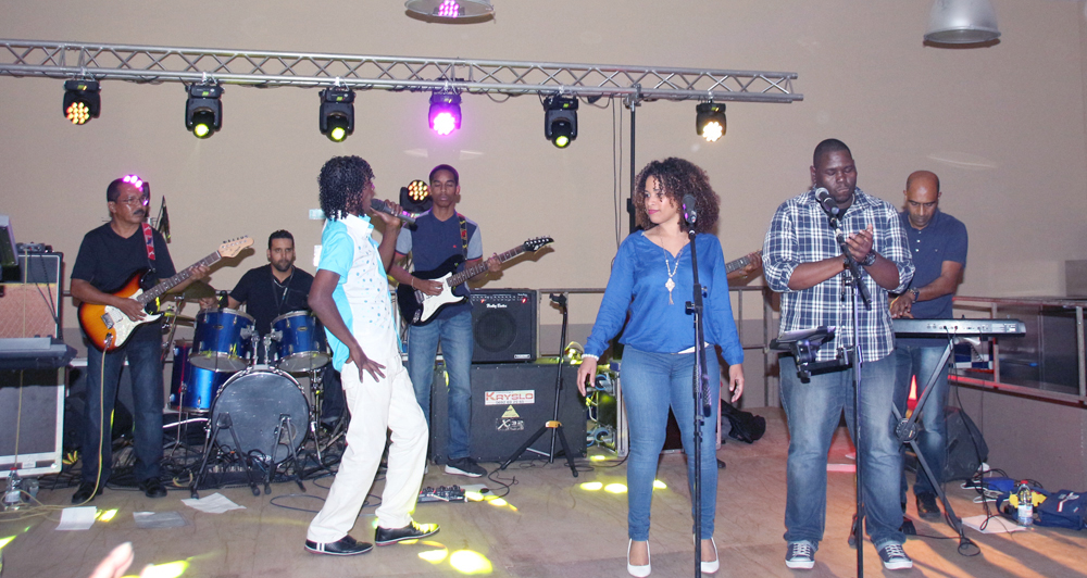 La Nuit Hits Créole à La Mare