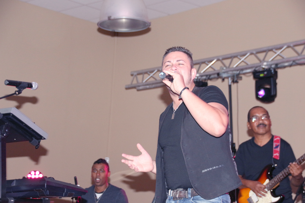 La Nuit Hits Créole à La Mare