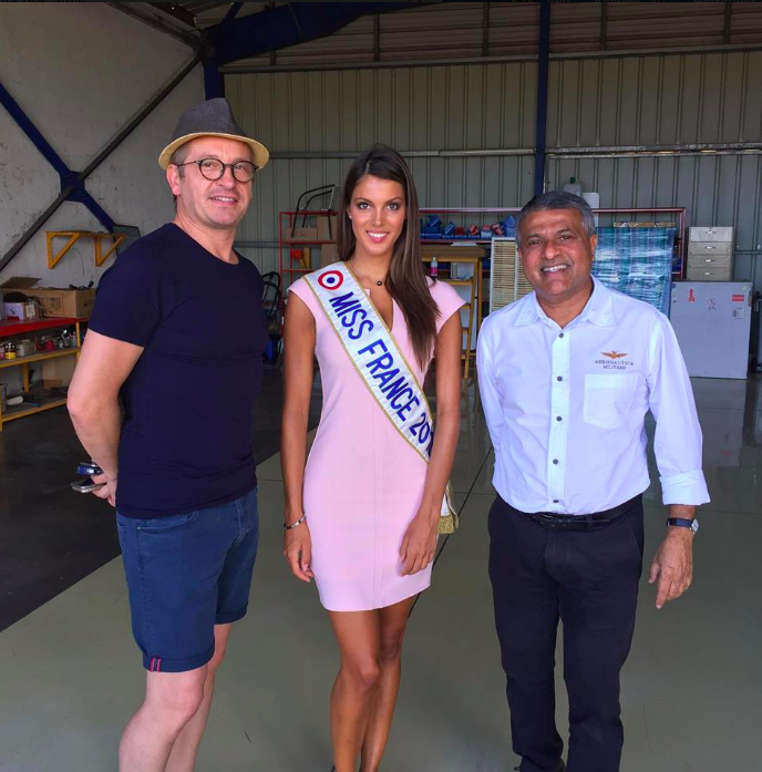Miss France, Olivier Noel survolent la Reunion àvec Younous Ravate, pilote privé