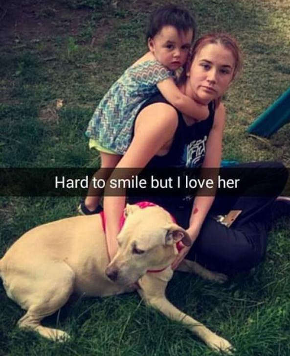 C'est dur de sourire mais je l'aime