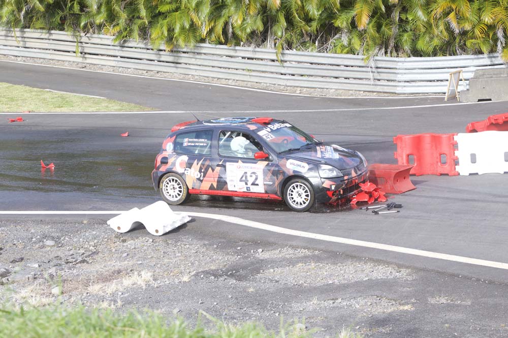 Stéphane Sam-Caw-Freve remporte le Rallye Bourbon; photos spectaculaires!