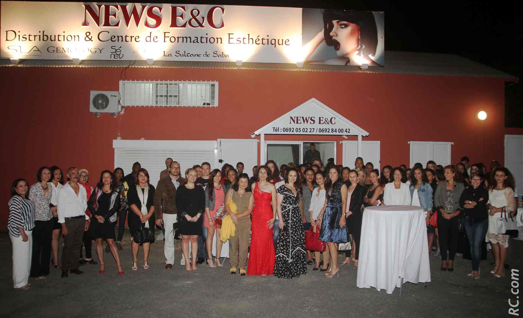 Inauguration de News E&C désormais installé au 103 de l'ancienne Route Nationale de Pierrefonds. Contact : 06 92 05 02 27