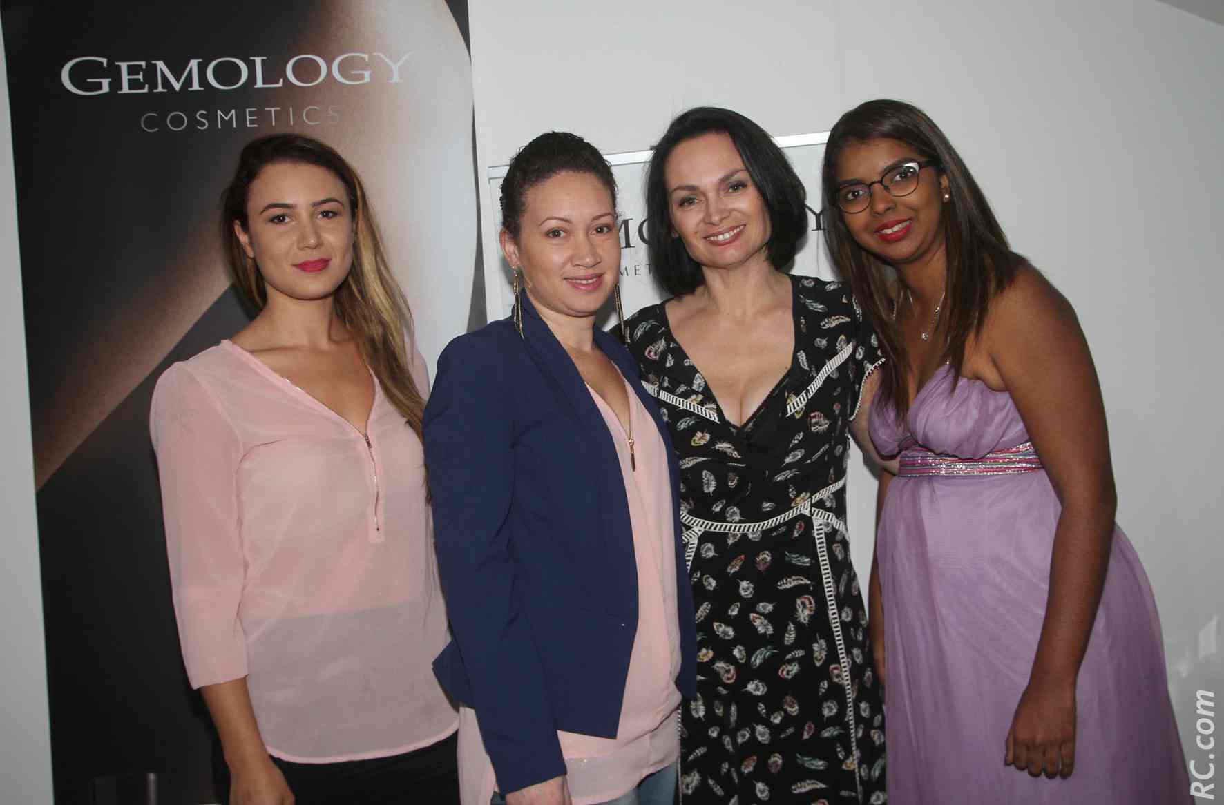 Séverine, formatrice chez News E&C , Hair de beauté à St-Joseph , avec Gaëlle , Chrystelle Lannoy, L'instant Magic Piton St-Leu ave Lindy