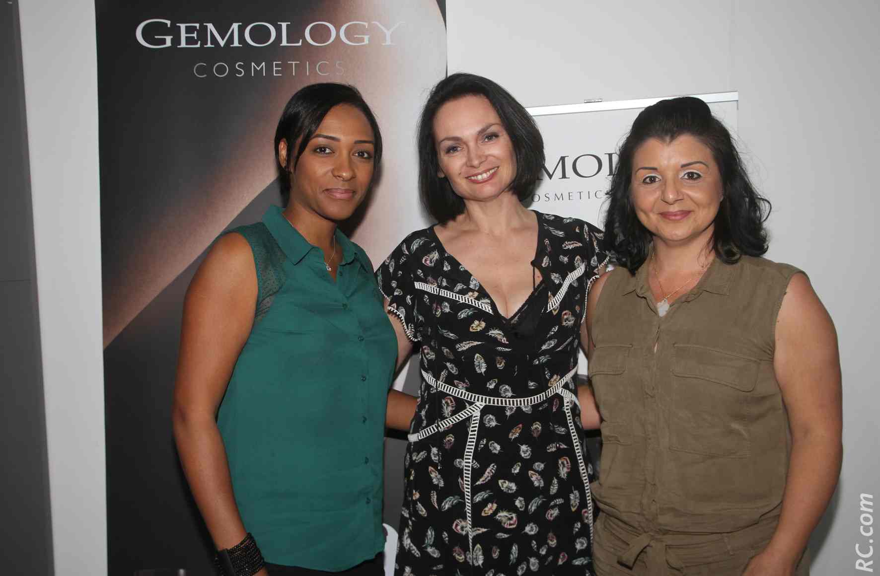 Cerise Ceauté à Mont-Vert avec Géraldine , Chrystelle Lannoy,  Beauté du Sud Sauvage à Vincendo avec Carine