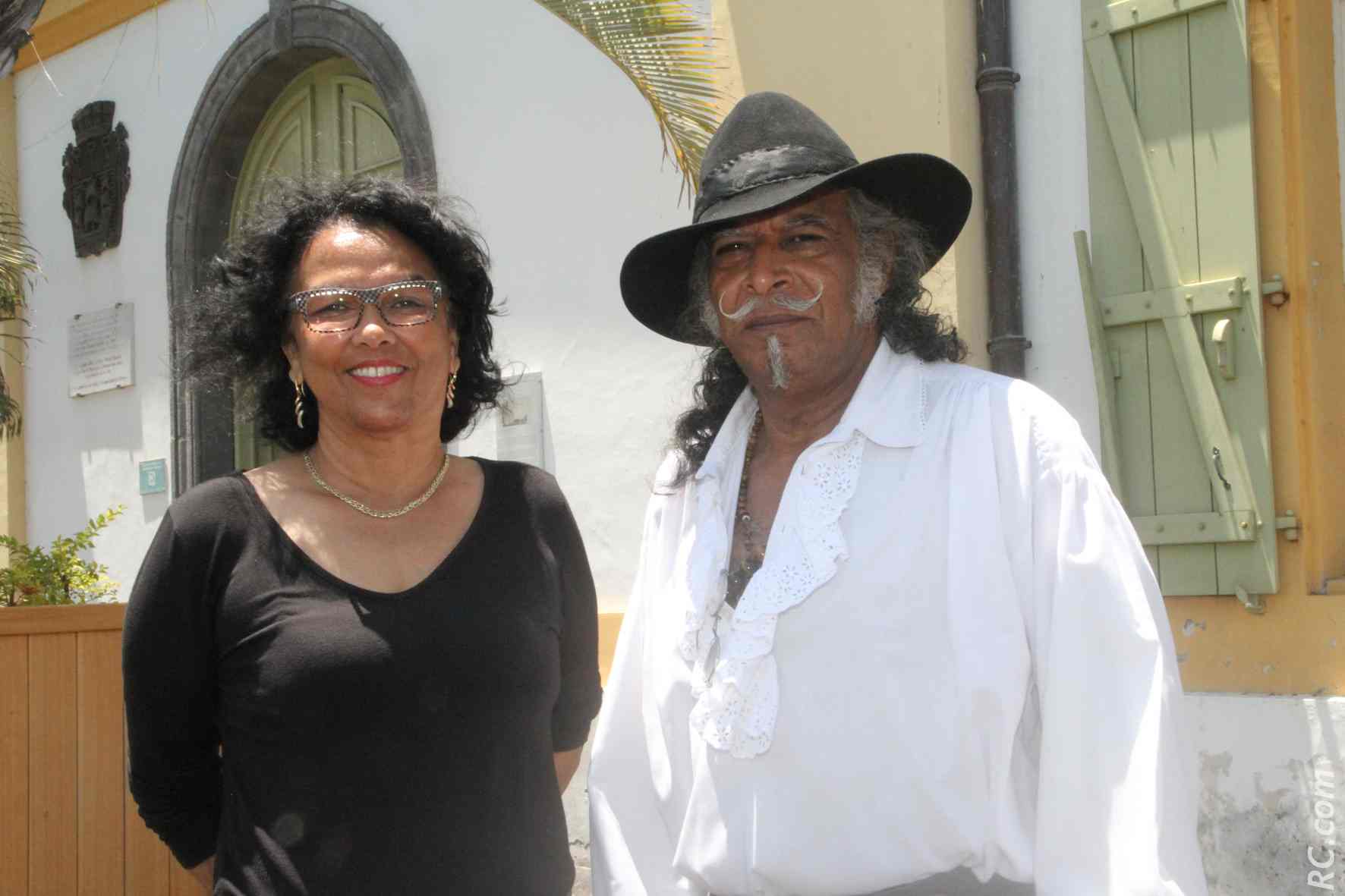 Béatrice Sigismeau, adjointe au maire de Saint-Pierre et Jean-Pierre Velleyen, président de l'OMS de Saint-Pierre