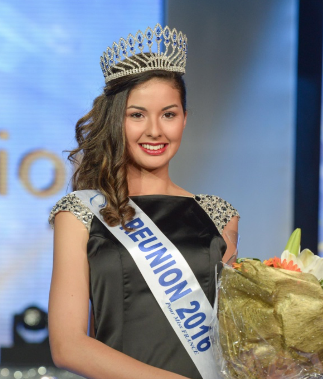 Ambre N'guyen, élue Miss Réunion