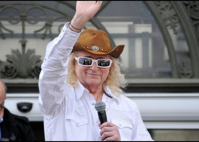 Un arbre à l’effigie de Polnareff