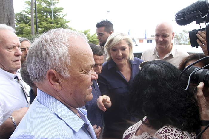 Arrivée à la mairie...