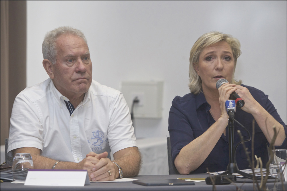 Marine Le Pen à La Réunion: après le Brexit, prête pour le Frexit !