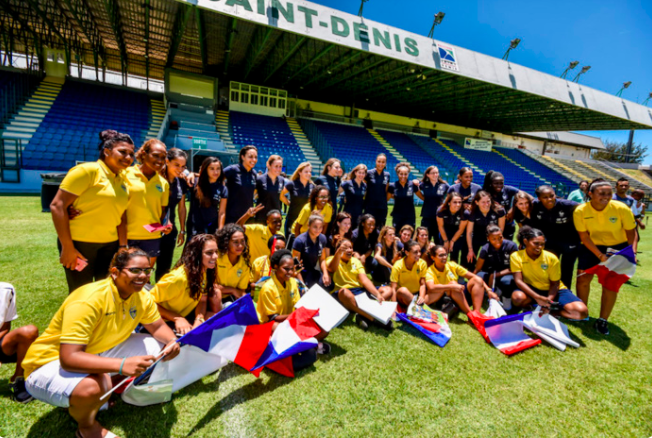 L'équipe de France féminine de football est arrivée à La Réunion