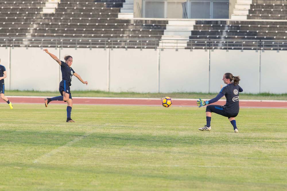 Quand l'équipe de France féminine de foot s'entraîne...
