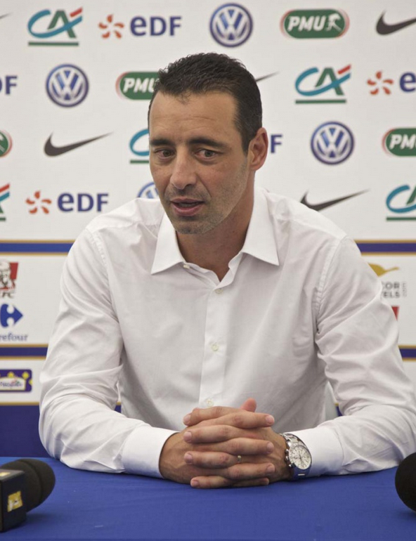 Olivier Echouafni, le sélectionneur de l'équipe de France féminine de football