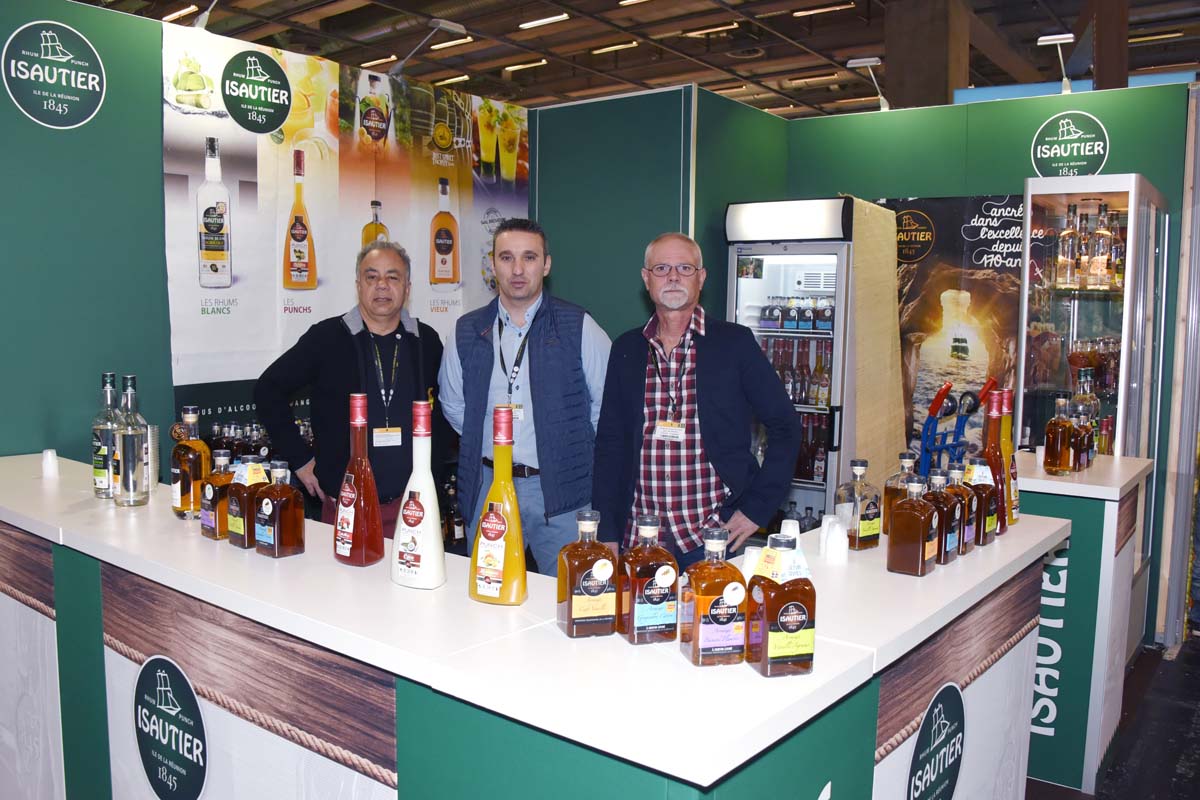 Stand Isautier: Pierrre Payet, Jean-Michel André et Jean-Yves Grondin