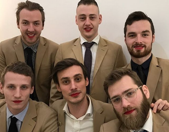 Mettez du rouge : Les hommes contre les violences faites aux femmes