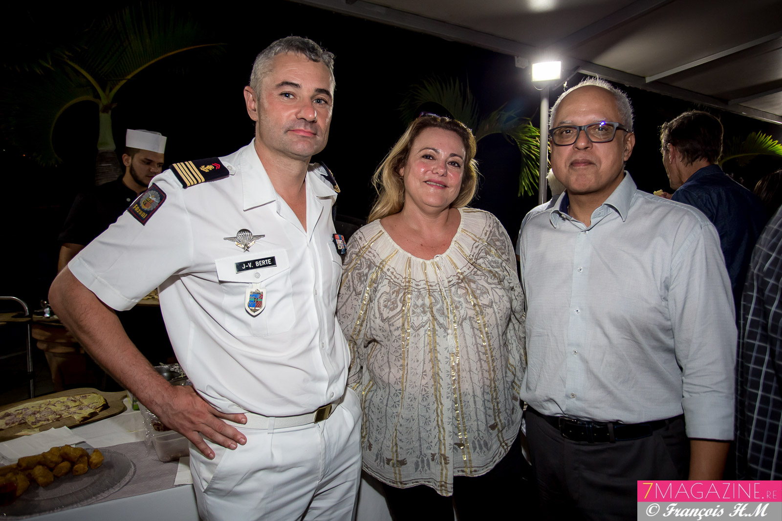 Colonel Jean-Vincent Berte, commandant du RSMA-R, Corinne Gilly de Réunion Compétences, et Didier Fauchard