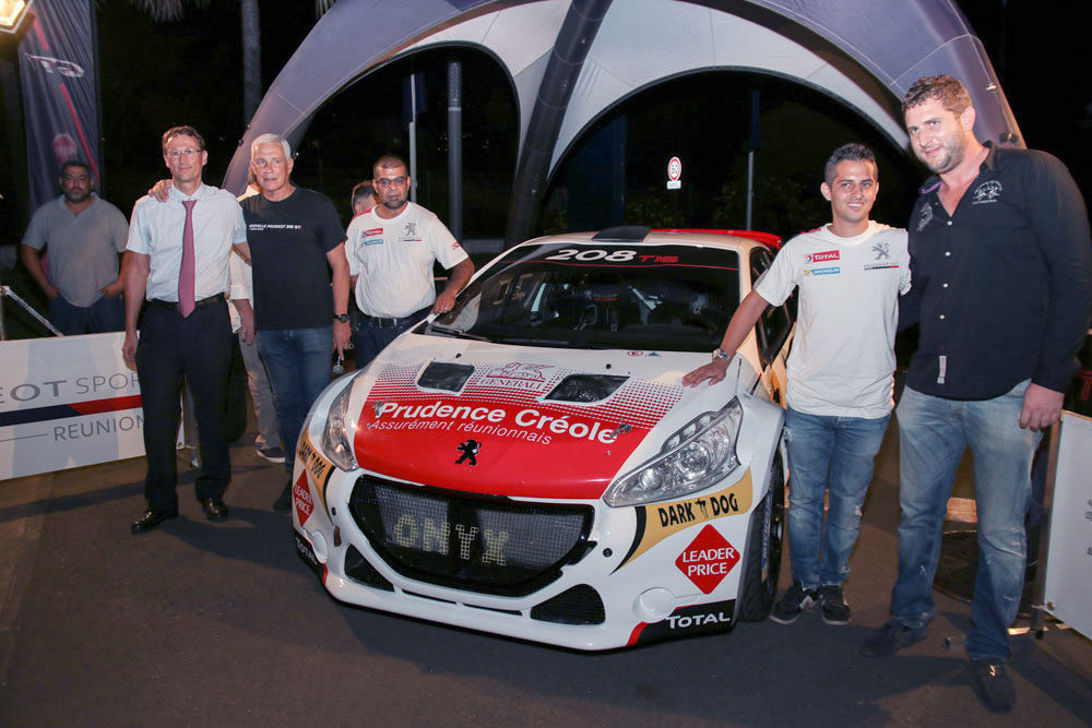 La 208 T16 est une quatre roues motrices, moteur Turbo de 280 chevaux et beaucoup de couple