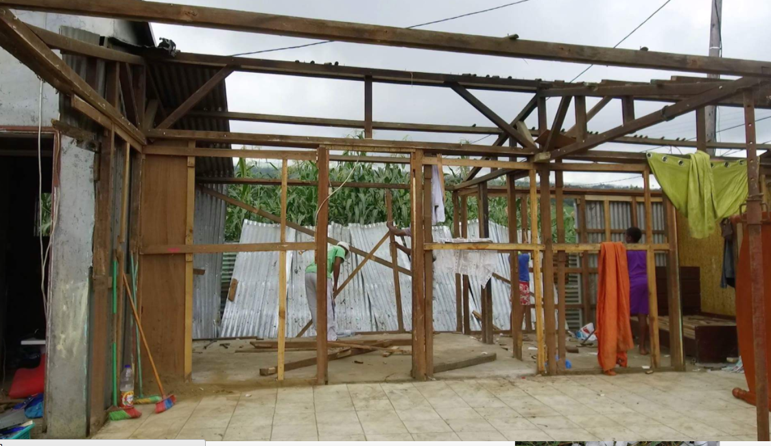 Association Ptit Coeur: Des dizaines de bénévoles pour reconstruire la maison de Daniella