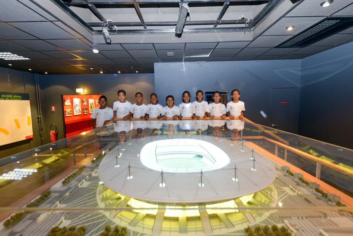 Deuxième semaine de rêve pour les marmailles de 1000 Sourires à Paris!