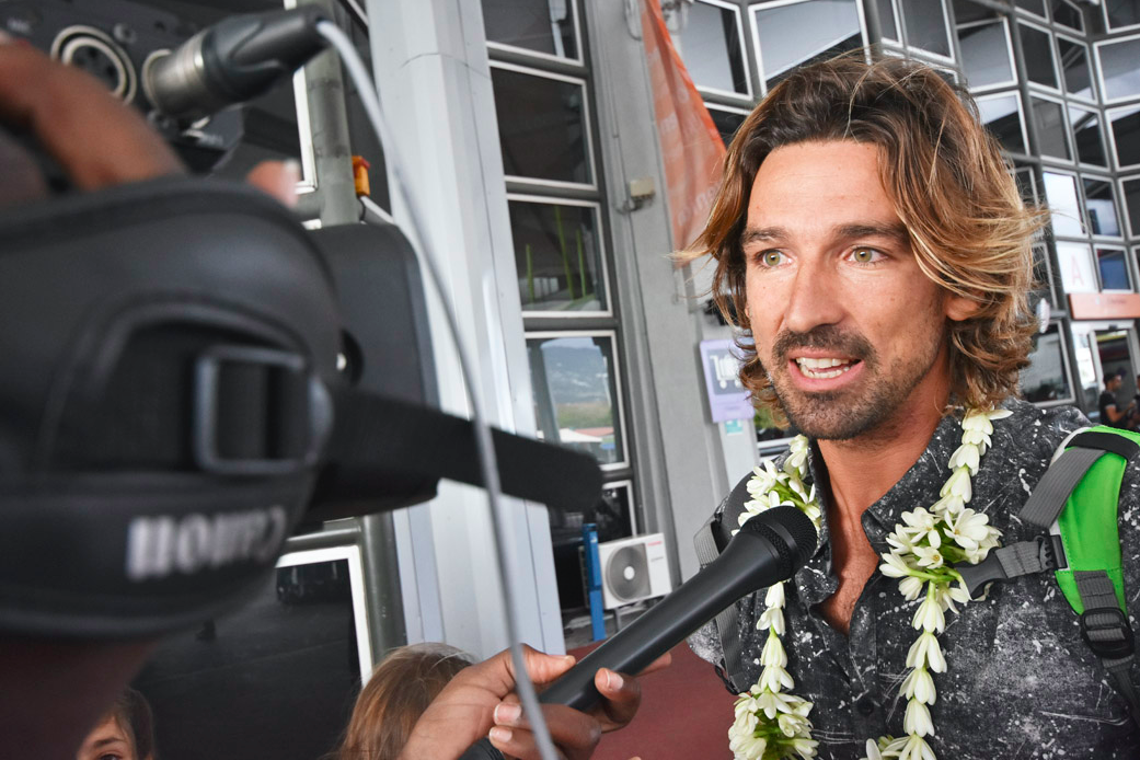 Paddleboard à Hawaï : Les champions du monde réunionnais de retour
