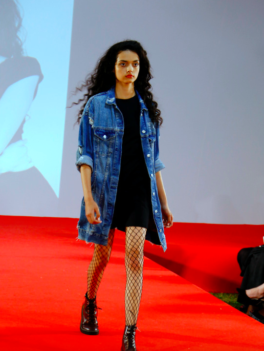 Kiana remporte le concours Elite Model Look Réunion 2017