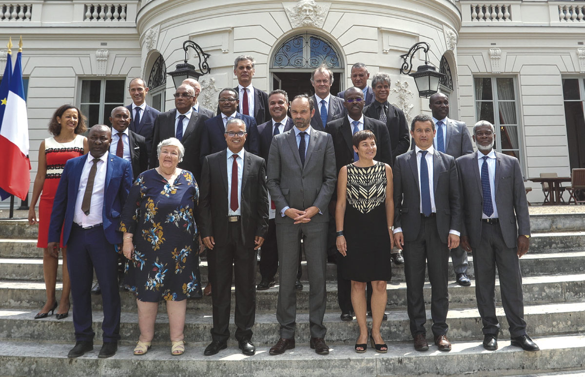 Assises des Outre-Mer : Le livre bleu, le contrat de confiance