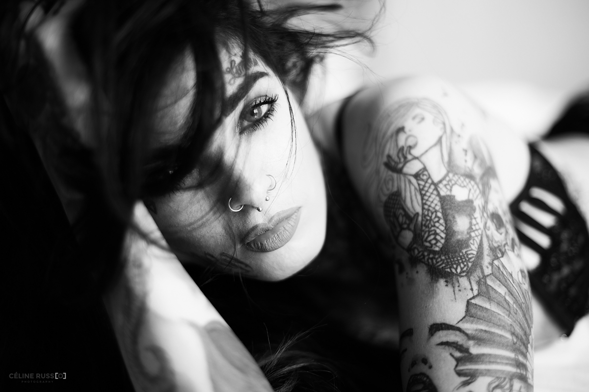 Mia Dolls : la Réunionnaise mannequin tattoo et playmate