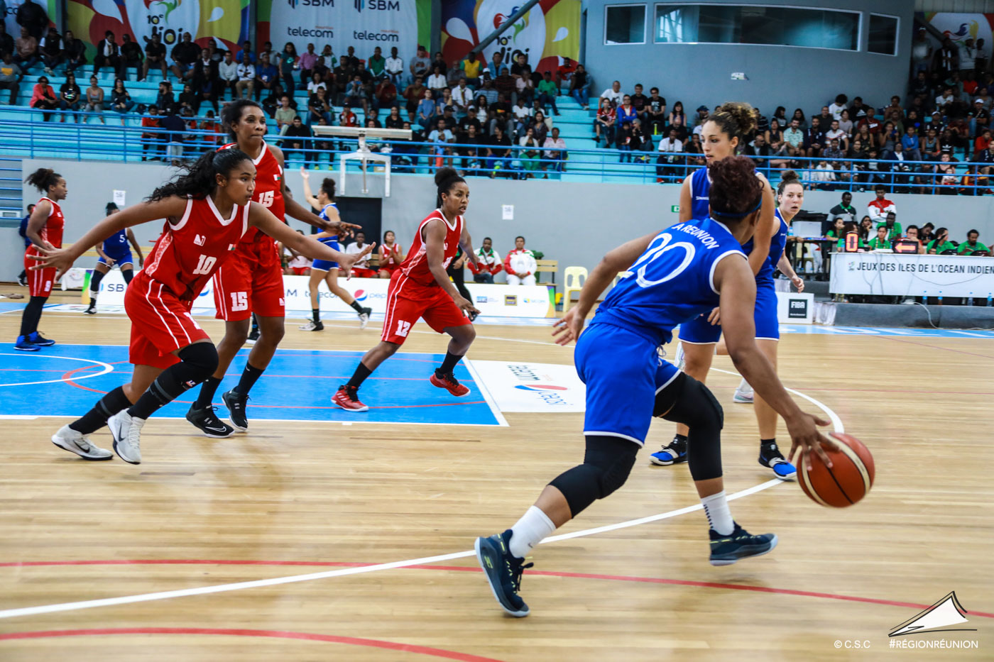 JIOI : Finale Basket-Ball (dames) : Réunion / Madagascar