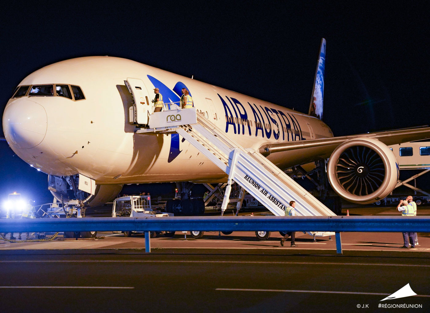 Plus de 2 millions de masques sont arrivés de Canton