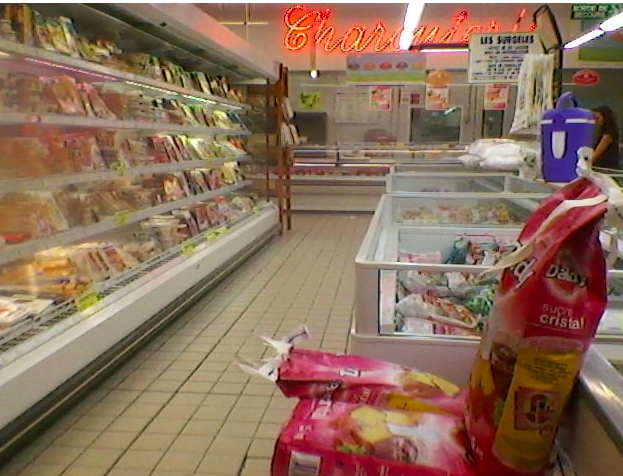 Propos racistes à l'encontre d'une caissière: Carrefour porte plainte