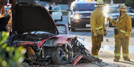 Mort de Paul Walker, Fast and Furious en deuil