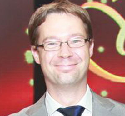 Guillaume Yribarren quitte SFR Réunion