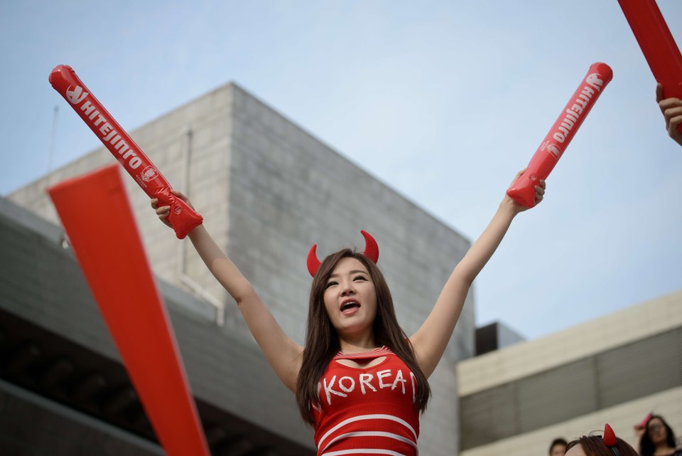 CHAUD CHAUD EN TRIBUNES