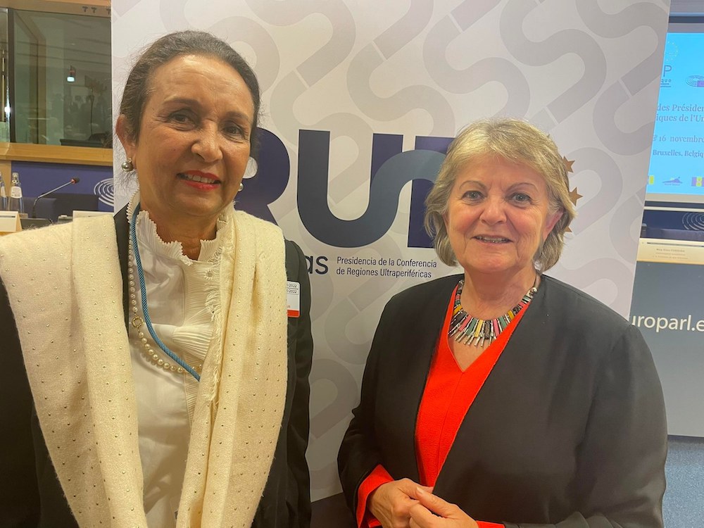 La Commissaire européenne à la Cohésion et aux Réformes adresse ses félicitations à La Réunion et à Huguette Bello