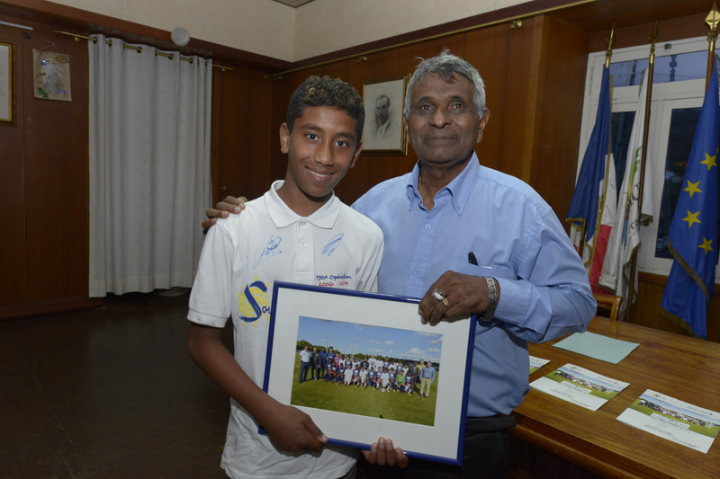 Les VIM de 1000 Sourires reçus par le Maire de Saint Paul