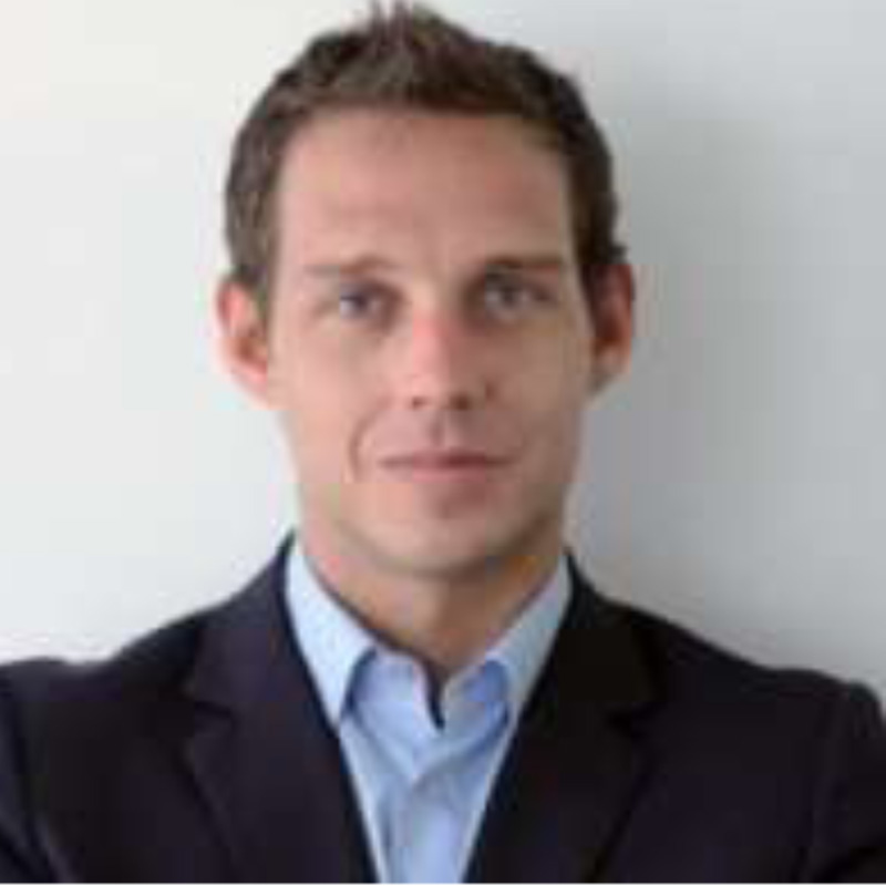 Le successeur de Julien Hérault a été nommé, Mikaël Willmouth, 34 ans, est le nouveau directeur de la régie publicitaire du Groupe Antenne Réunion (Antenne Réunion Publicité & Médianergie) et membre du comité de direction Groupe. Mikaël Willmouth était jusqu’alors directeur commercial Agences de Yahoo ! France. A ce poste, il avait la responsabilité de la promotion et de la vente de l’ensemble de l’offre Yahoo ! et de ses sites partenaires.