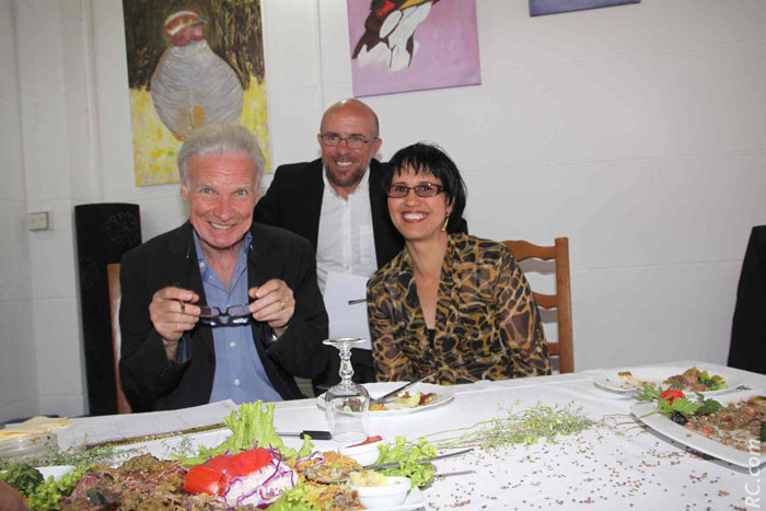 Paul Franco Técher, maire de Cilaos, Claudette Grondin et Jean-Maurice Maillot, organisateurs de la manifestation