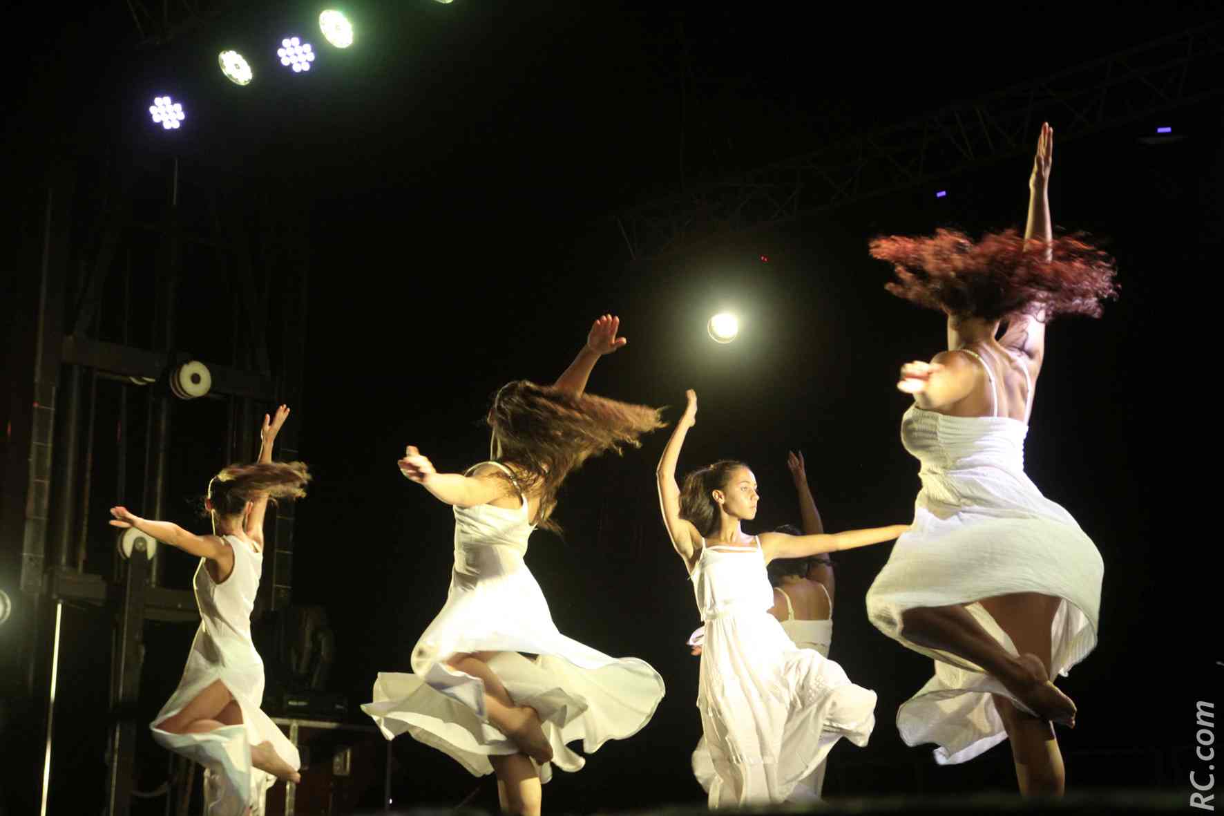 Biennale de Danse <br>à Saint-Pierre <br>Du spectacle dans les rues