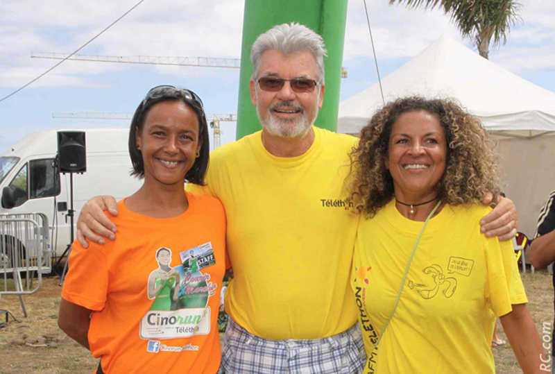 Christian Ballet, coordonnateur du Téléthon et les marraines de la Cinorun: Karine et Laurence Beaumarchais