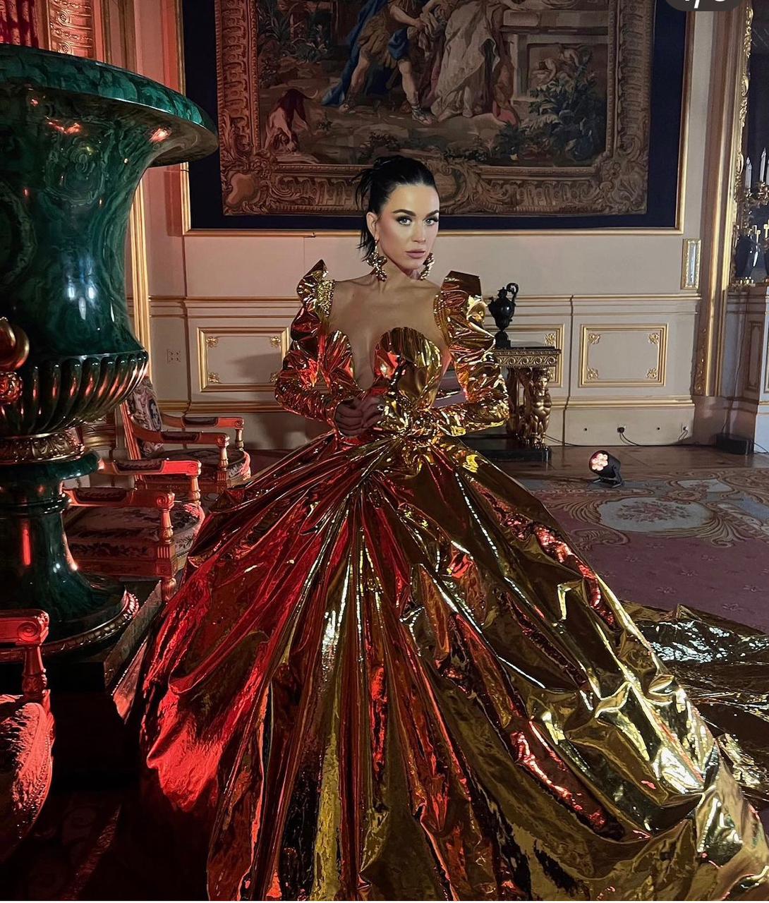 Katy Perry flamboyante au concert du couronnement de Charles III