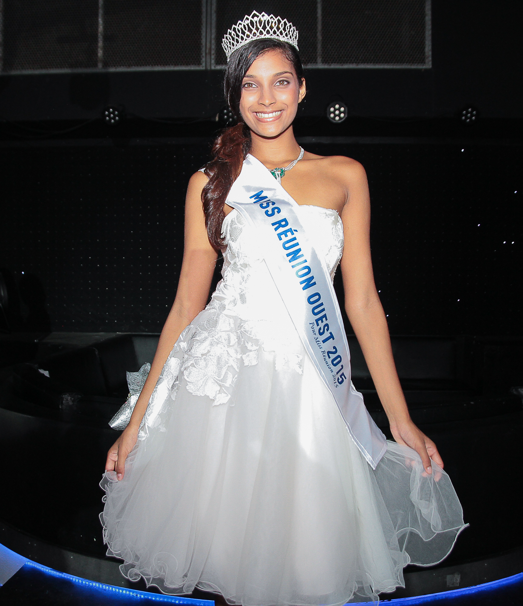 Farida est qualifiée pour Miss Réunion 2015